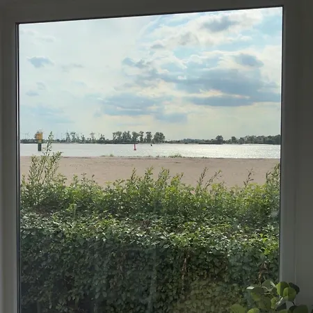 Appartement Tiny House Direkt Am Weserstrand