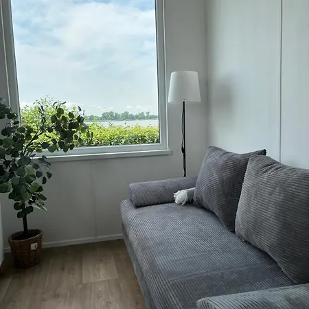 Tiny House Direkt Am Weserstrand Sandstedt