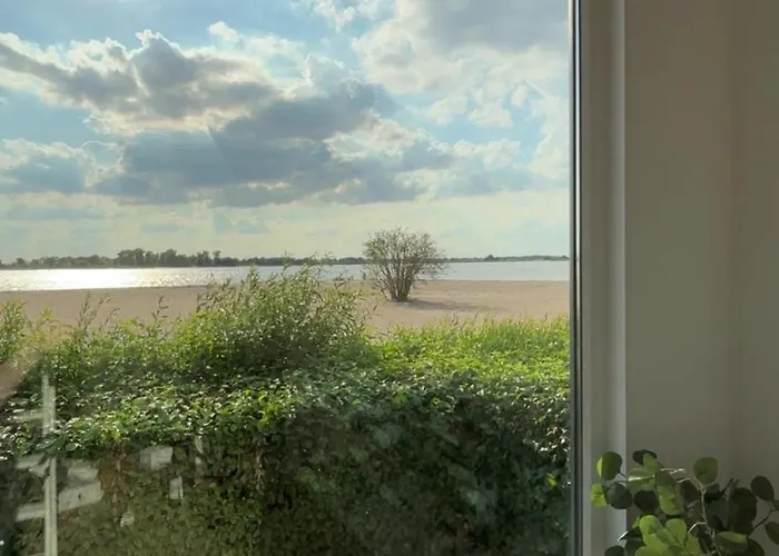 Tiny House Direkt Am Weserstrand Sandstedt